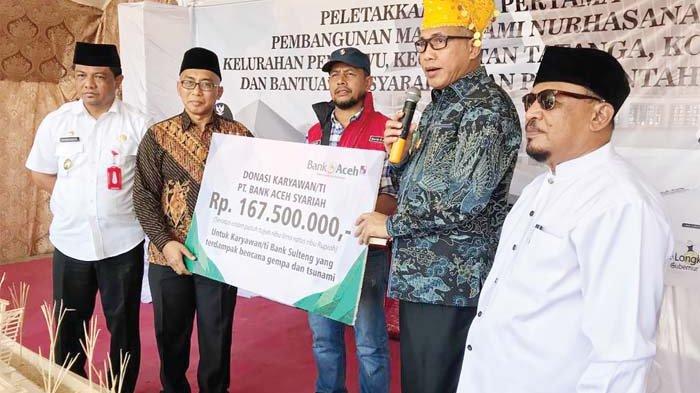 Bank Aceh Serahkan Bantuan untuk Palu