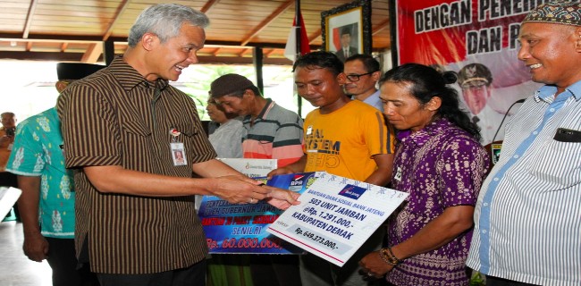 Bank Jateng Salurkan Bantuan untuk 555 Warga