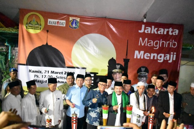 Bank DKI Kawal Jakarta Magrib Mengaji