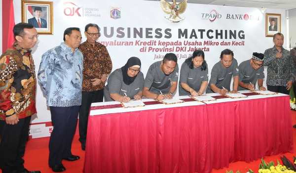 Bank DKI Gelar Akad Kredit Massal