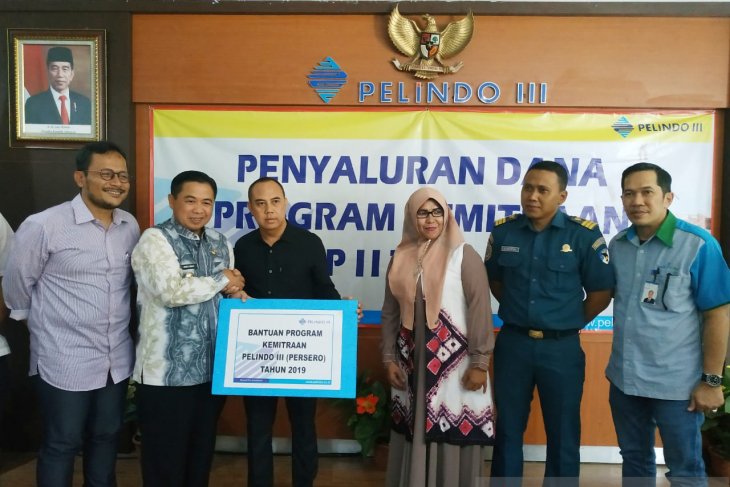 Bank Kalsel Penyalur Dana Kemitraan Pelindo