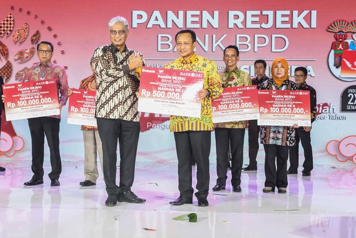 Nasabah Bank Bengkulu Menangkan Hadiah Utama Undian Nasional Tabungan Simpeda sebesar Rp 500 juta