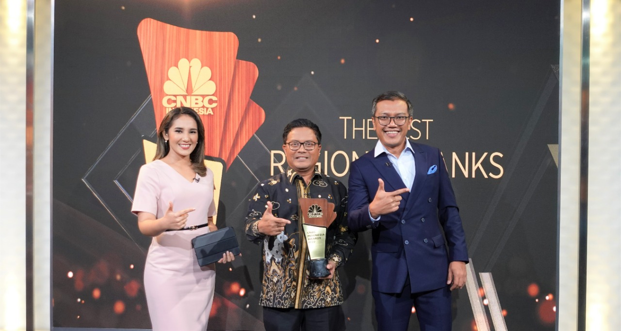 Bank DKI Raih The Strongest Big Regional Bank by Capital CNBC Indonesia Awards 2022